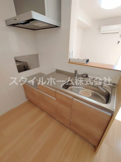 【キッチン】 | ヴァイオレット | 別部屋写真です。