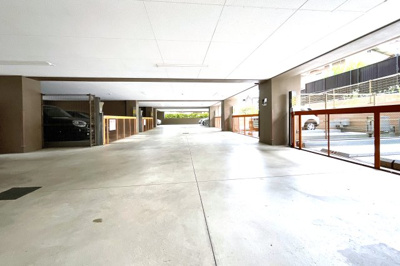 【駐車場】 | セントレジデンス宇治橋通 | 今なら《マンション駐車場》に空きがございます、どうぞお早目にお考え下さい。（令和5年7月1日時点）※空き状況は日々変動しますので、その都度ご確認下さい。