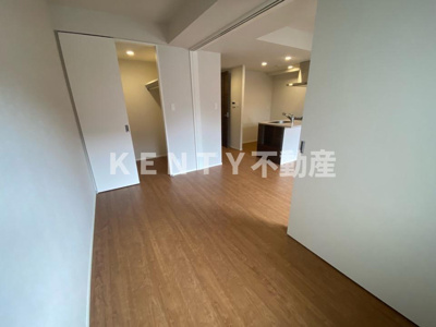 【寝室】 | ＯＲＳＵＳ大鳥居 | ゆとりの広さです