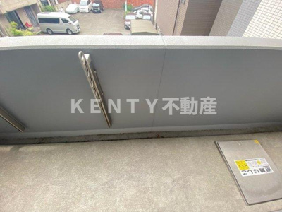 【バルコニー】 | ＯＲＳＵＳ大鳥居 | 落ち着いた時間を過ごせるバルコニーです