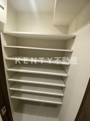 【収納】 | ＯＲＳＵＳ大鳥居 | ちょっとした収納スペースも充実しています