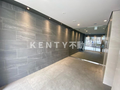 【エントランス】 | ＯＲＳＵＳ大鳥居 | 建物の内部です