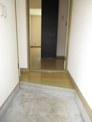 【玄関】 | ブランドテラス東台 B棟