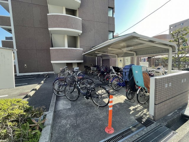 【エントランス】 | センターヴィレッジ