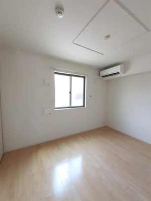 apartment 十日市南３丁目
