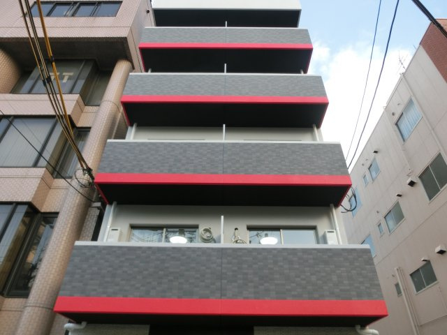 セレッソ難波西の外観