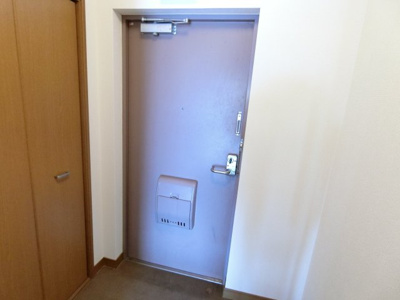 【玄関】 | ヴィラナリー長田 | シューズボックス付