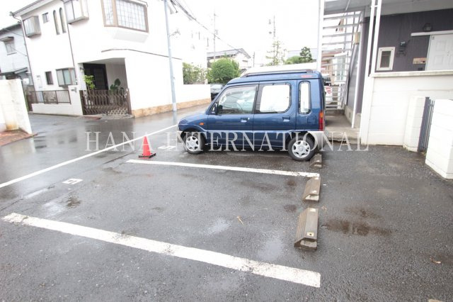 ドリーム仙川Ａ棟の駐車場