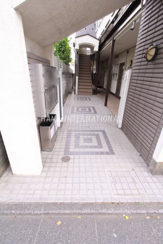 パークサイド国領のロビー