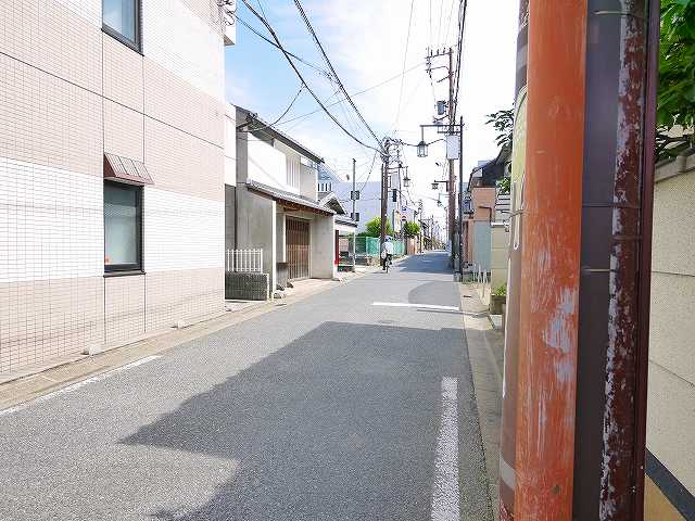 元興寺貸店舗の周辺