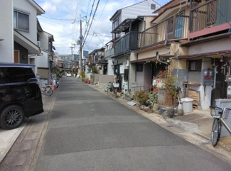 【前面道路含む現地写真】