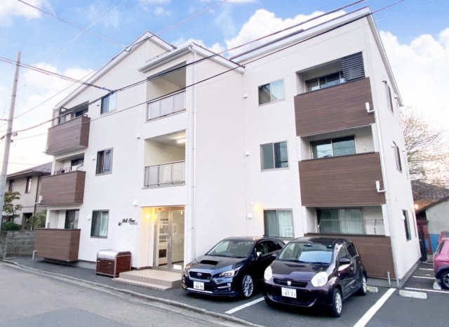 ラ・ペルラ下北沢