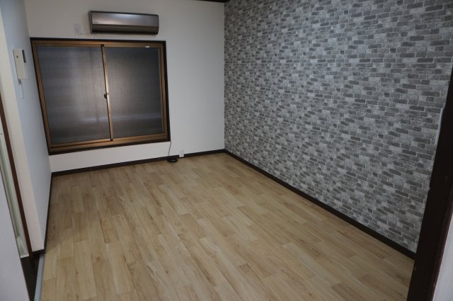 花園東町1丁目テラスの洋室