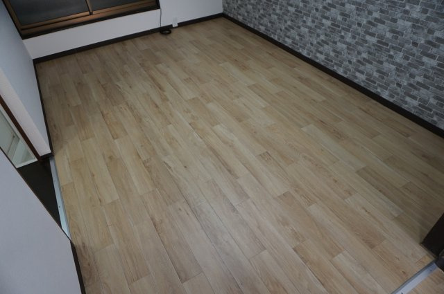 花園東町1丁目テラスの洋室