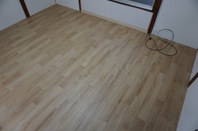 花園東町1丁目テラスの洋室