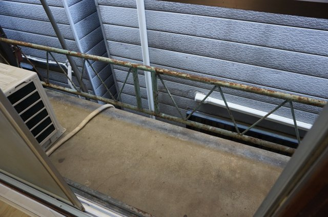 花園東町1丁目テラスのバルコニー