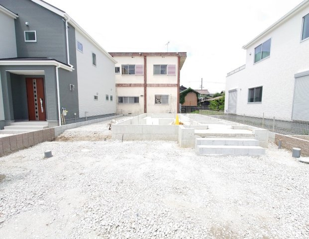 ＪＲ加茂駅まで徒歩５分☆陽当たり良好４ＬＤＫ☆駐車３台可能☆リーブルガーデン木津川市加茂町里中森２期の外観|現況 建築中(令和５年７月撮影)