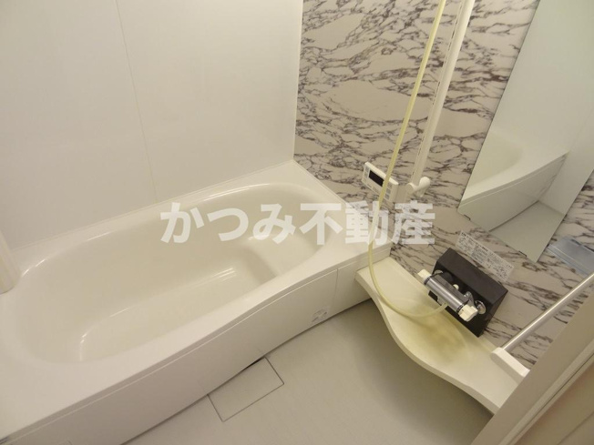 【浴室】 | レフィナード（D-ROOM） | 他号室参考写真