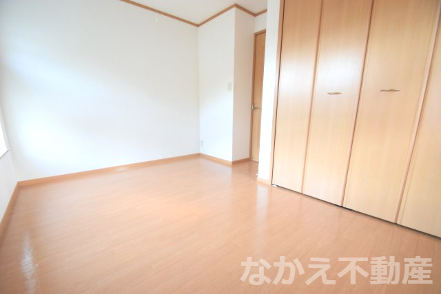 【寝室】 | 使い勝手のいい寝室です