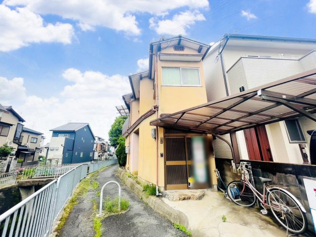 嵯峨釈迦堂大門町の前面道路含む現地写真