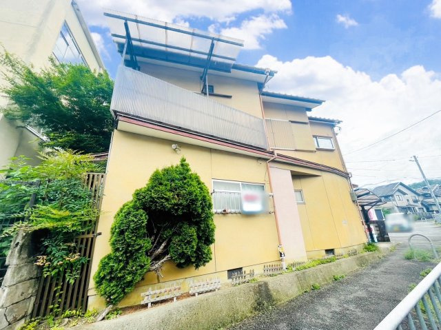 嵯峨釈迦堂大門町の外観