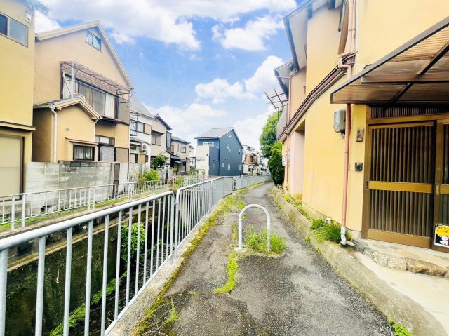 嵯峨釈迦堂大門町の前面道路含む現地写真