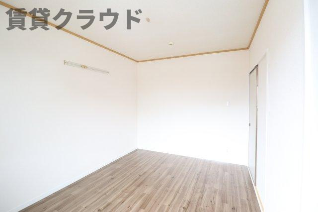 ファーストターフ鎌取Ａの洋室|きれいな洋室です