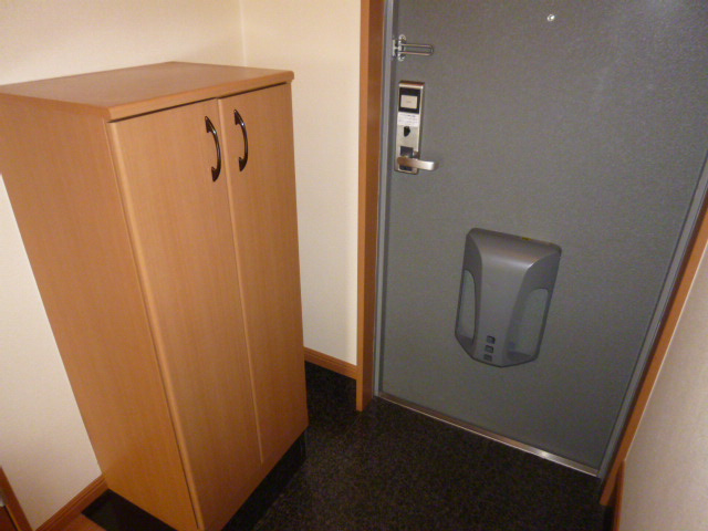 フューチャー神田の玄関