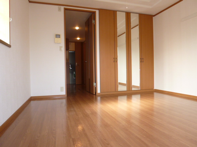 フューチャー神田の洋室