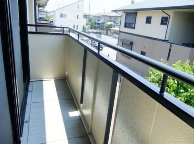 クレセント弐番館のバルコニー