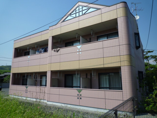 倉敷市水江のアパートの外観