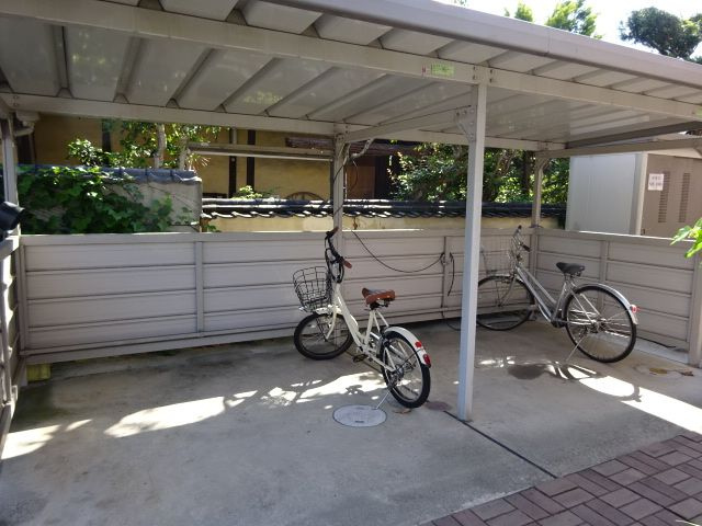 倉敷市水江のアパートのその他共用部分|自転車置き場