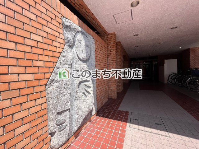 東パークハイツのエントランス