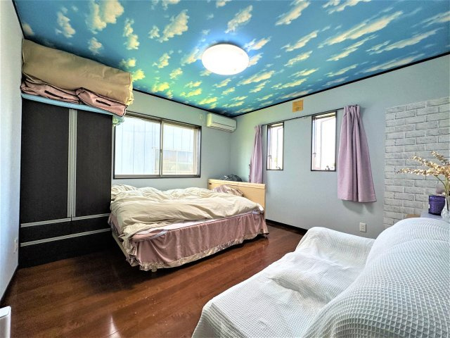 三郷市　新和5丁目　中古戸建の洋室|広々とした洋室です