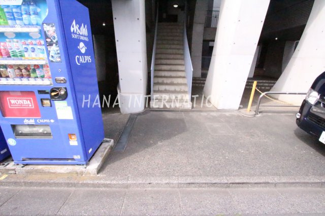 メインステージ多摩川駅前のエントランス