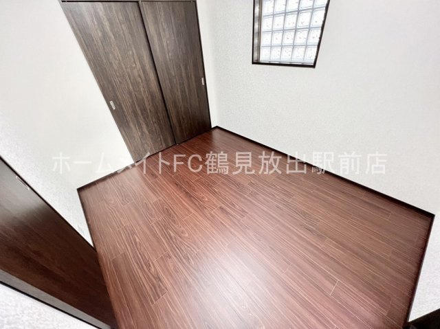 プレジオ今福鶴見の洋室