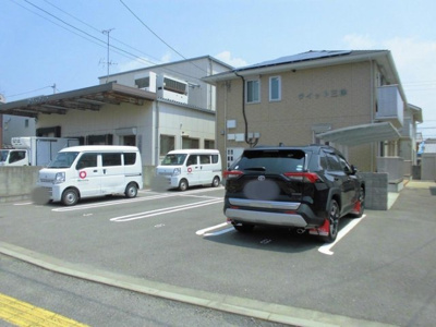 【駐車場】 | ウィット三津