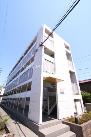 レオパレスおたか森の外観