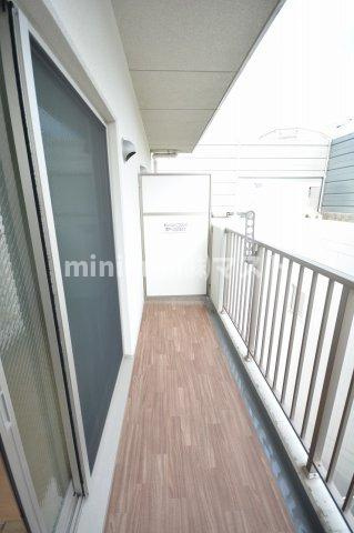 ルミエール堂ヶ芝のバルコニー