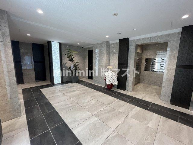 ラ・ピシーヌ南堀江のロビー