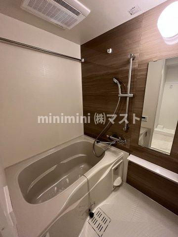 ラ・ピシーヌ南堀江の浴室