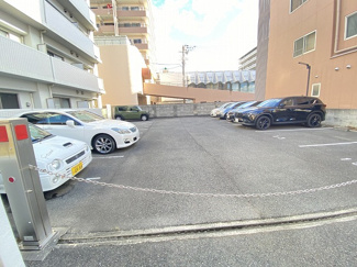 【駐車場】 | エスタシオン高石