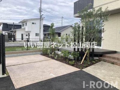 【エントランス】 | トスカーナガーデン　A棟