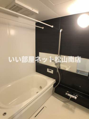 【浴室】 | トスカーナガーデン　A棟