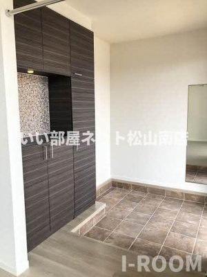 【玄関】 | トスカーナガーデン　A棟