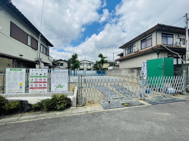 大枝西新林町の外観