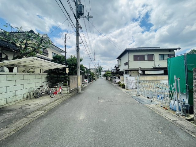 大枝西新林町の前面道路含む現地写真