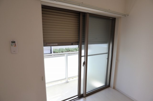 グレイス下総中山の内装|シャッター