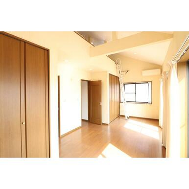 【洋室】 | 湘南台２丁目中古戸建