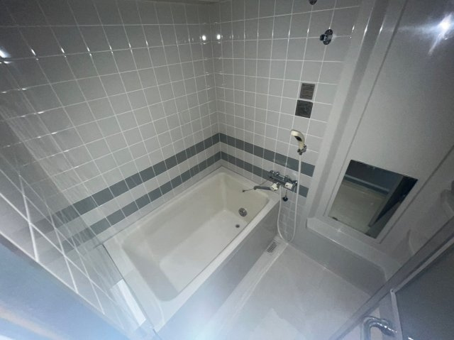 ライオンズマンション芦屋西蔵町の浴室